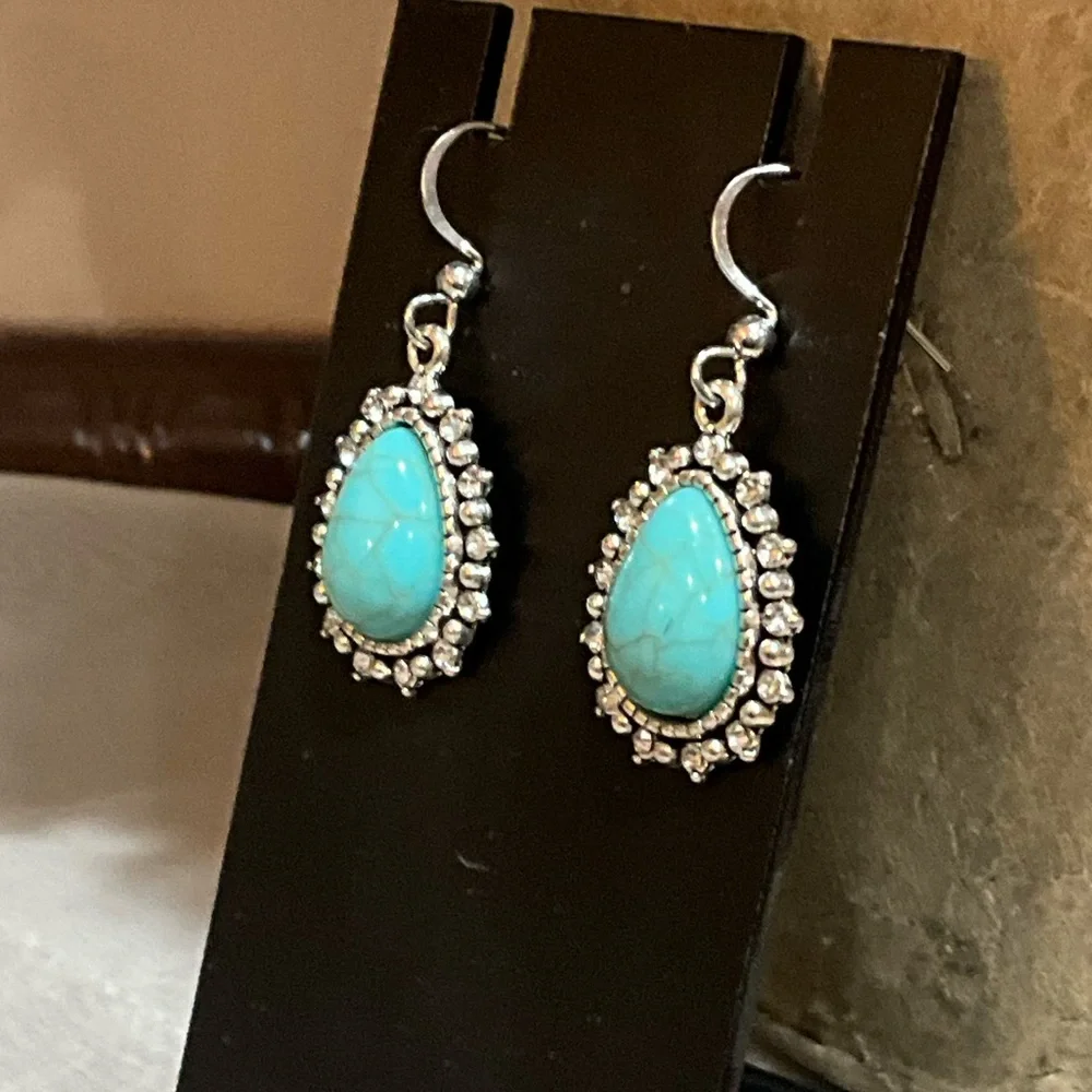 Elegant Turquoise Teardrop Earrings with Silver Accents - Picture 2 of 7